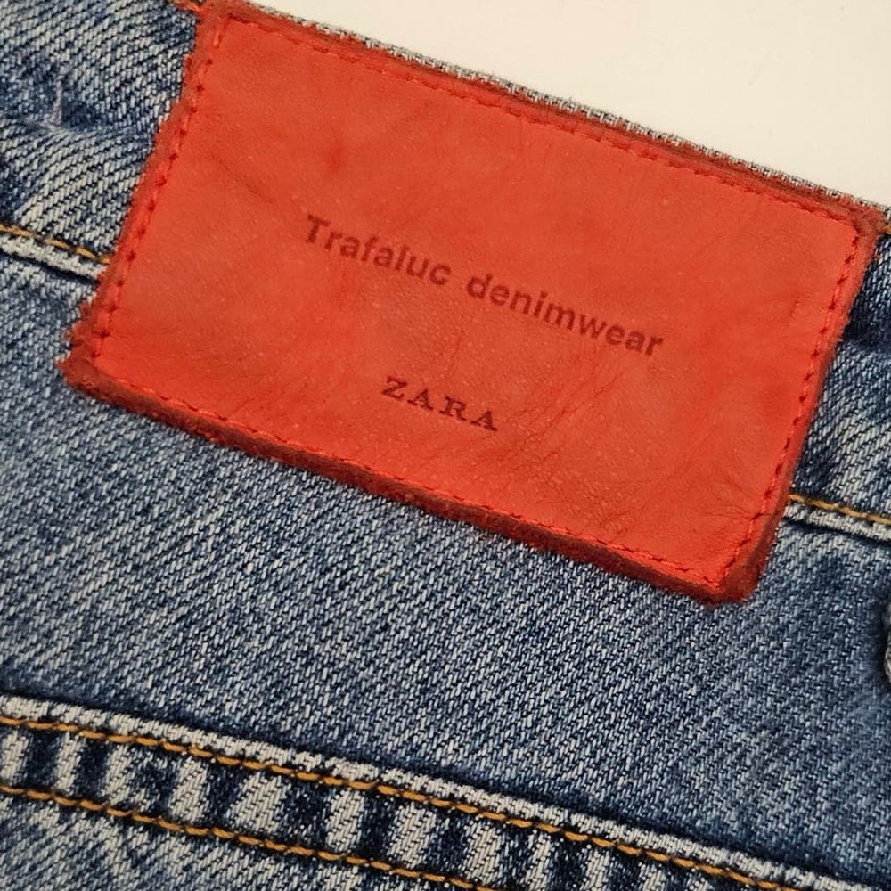 Zara Disney Minnie Mouse denim mini skirt buttons glove hands xs extra small - Picture 12 of 13